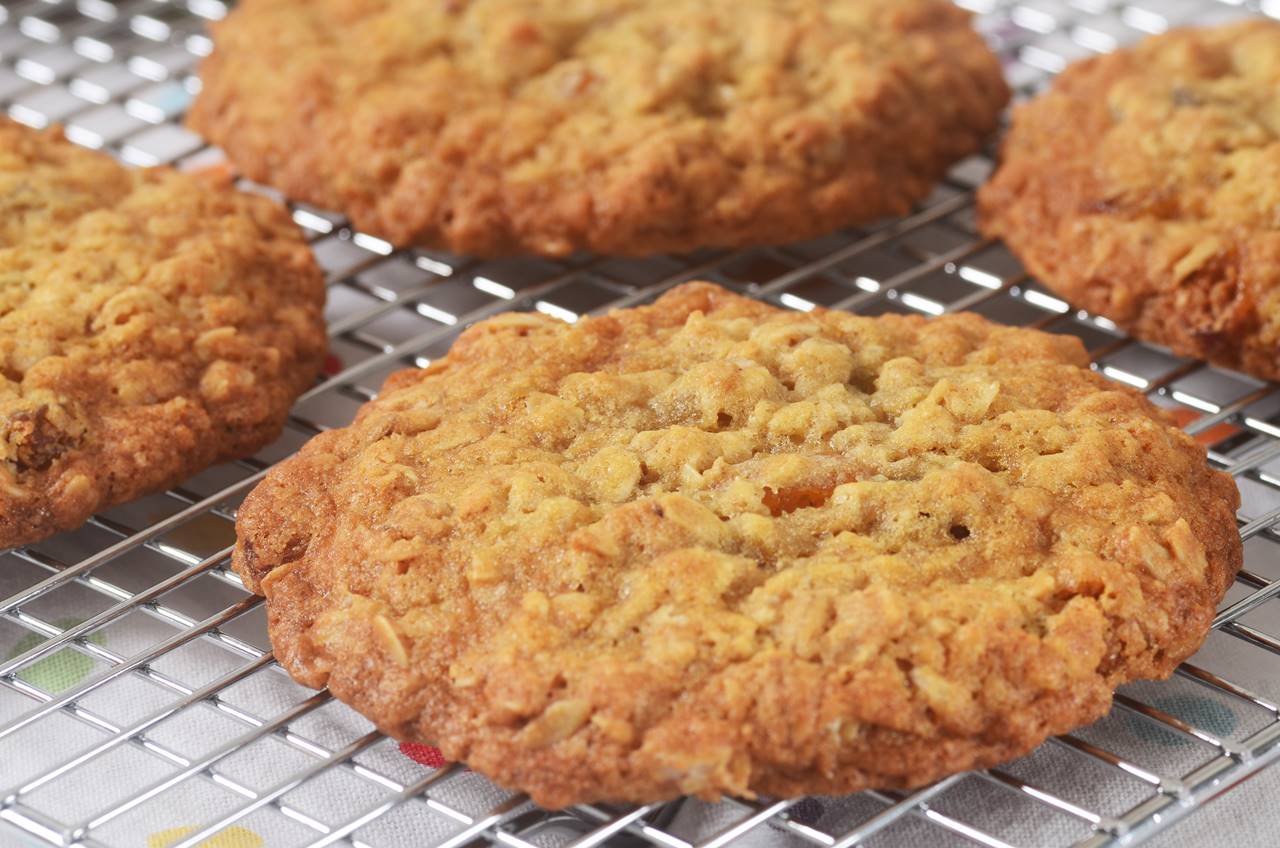 oatmeal raisin cookies